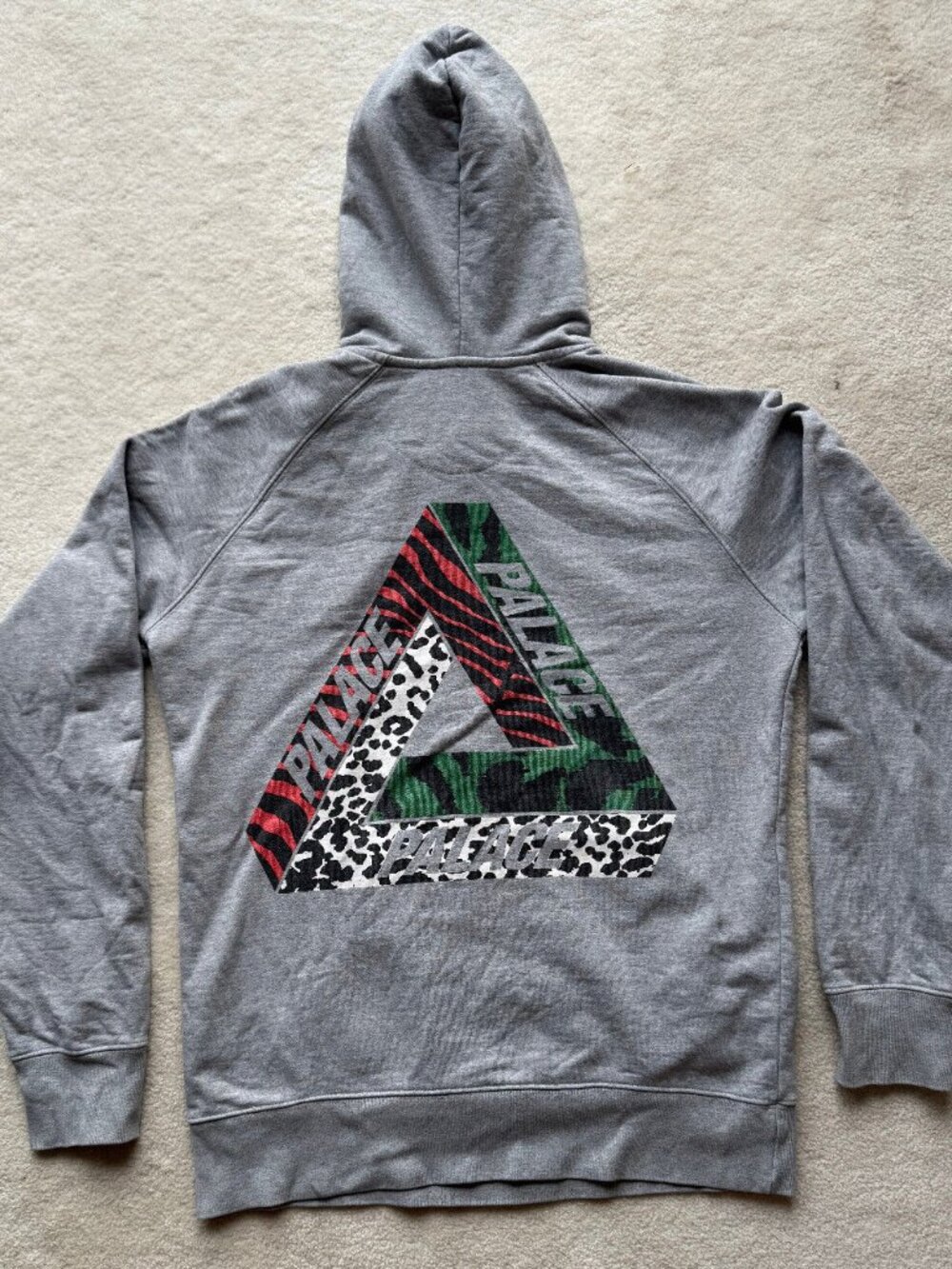 Palace Skateboards Tri-Ferg Grey Pullover Hoodie Size Large Made in Bulgaria